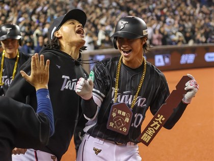 WBCQ交流賽林佳緯滿貫砲 台灣擊退樂天巨人2連勝[影]