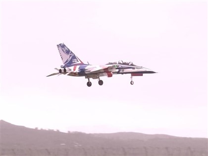 勇鷹高教機首度失事 同型機停飛查事故原因