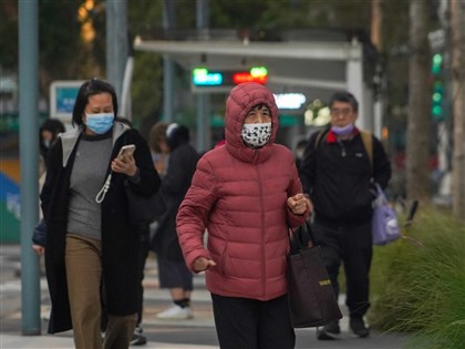 冷氣團22日晚間南下 北部有雨低溫探14度