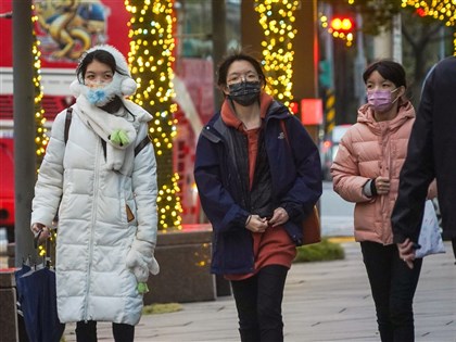 吳德榮：鋒面掠過冷氣團南下 北台灣越晚越冷下探12度