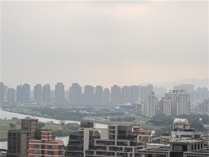 吳德榮：北舒適南微熱 北部及中南部空氣品質差