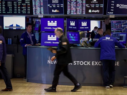 川普關稅遇反制貿易戰升溫 全球股市重挫