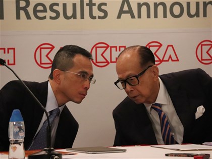 李嘉誠帶領長和賣巴拿馬港口 從政治旋渦抽身又大賺