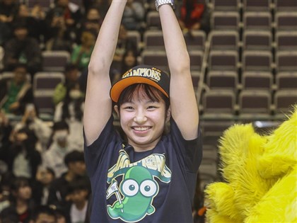 HBL北一女彭郁榛學會調適情緒 開心獲得女子組FMVP