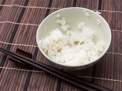 抑制米價飆漲 日本政府罕見釋出緊急儲備米糧