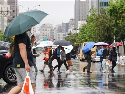 週末前易有陣雨 下週轉乾冷中部以北低溫探9度