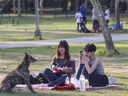 南高屏、台東防36度高溫 吳德榮：28日起濕冷如冬