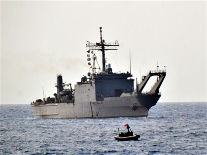 海軍中和艦與中國漁船擦撞 海巡署協處調查