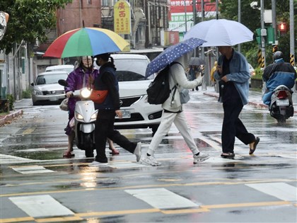 吳德榮：本週晴雨更迭 防雷擊、瞬間強降雨