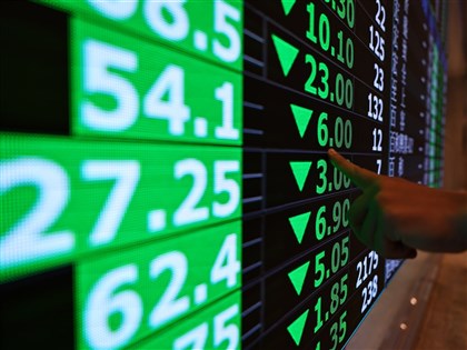 台股開盤急殺逾2000點失守2萬 上市股票幾乎全跌停台積電848元