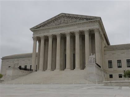 美最高法院解除禁令 允川普引用戰時法驅逐移民