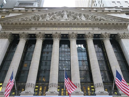 關稅罩頂美股盡墨 標普500指數近1年首次收盤失守5000點