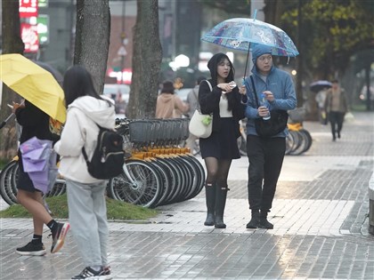 早安世界》本週首波鋒面報到 今中部以北防大雨