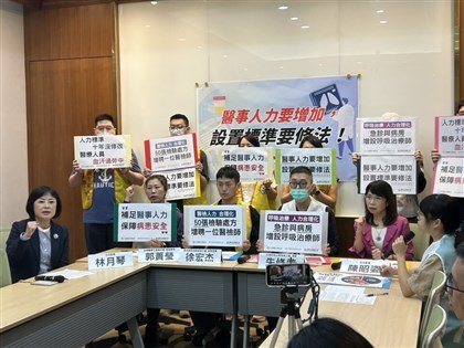 醫事人員過勞全民受害 工會籲速修10年老規定