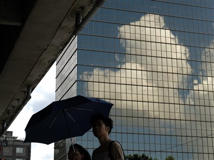 17日前日夜溫差大 18日起鋒面接近轉悶熱