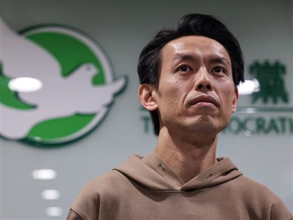 爭取民主逾30年 香港民主黨通過解散