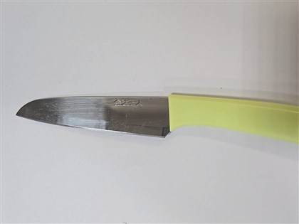 台北捷運石牌站女客持刀傷人 警民協力制伏送辦