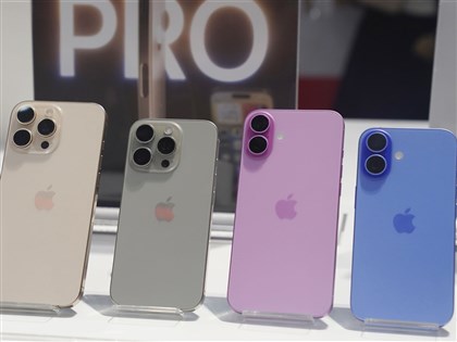 關稅衝擊iPhone價格 華郵：庫克曾與商務部長討論