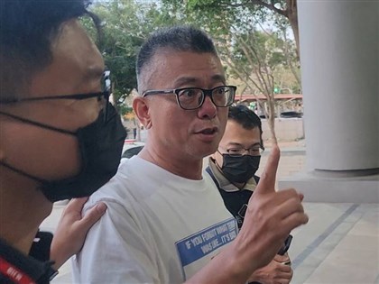 高雄罷免許智傑領銜人朱磊再被傳訊 限制出境出海