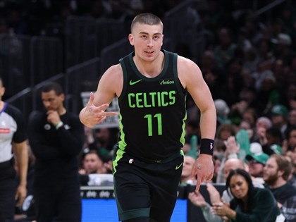 普瑞查德替補飆進最多三分球 獲NBA年度最佳第6人