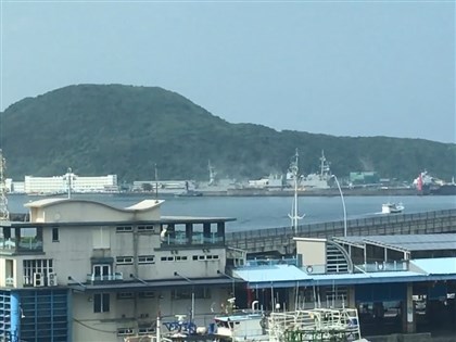 馬公軍艦蘇澳維修通風間燒焊 儲物間冒煙無人傷