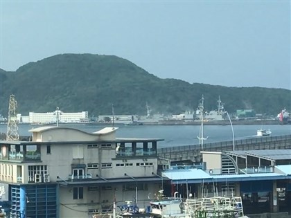 馬公軍艦蘇澳港起火竄濃煙 已撲滅火勢維持警戒