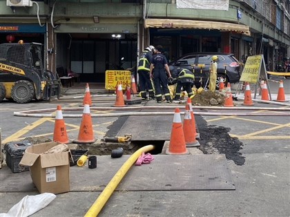 台中大里瓦斯施工疑挖破管線起火 6人燒燙傷送醫