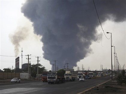 伊朗商港驚爆增至40死逾千傷 24小時後大火尚未撲滅[影]