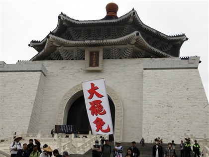 罷免二階送件後繼續連署？中選會：法律無限制