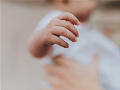 保母姊妹涉虐死男童剴剴 蔣萬安：將各罰60萬元