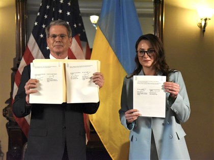 美烏簽署礦產協議 烏克蘭外長：雙邊關係重要里程碑