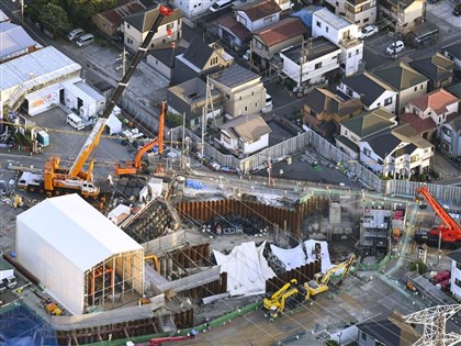 日本埼玉天坑事故  時隔3個月搬出卡車司機遺體