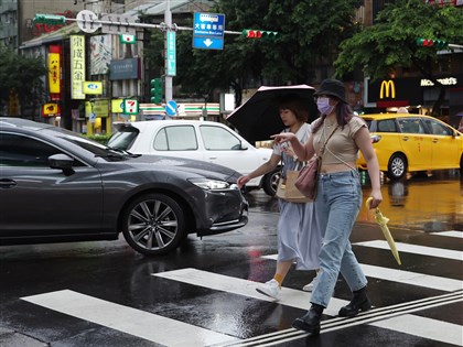 交通部修法加重未停讓行人罰鍰 重傷或致死罰3.6萬