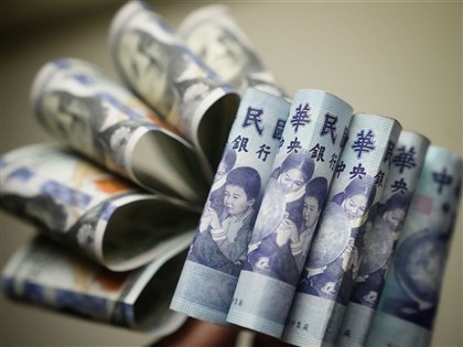 楊金龍喊匯市失序到此為止 新台幣升勢放緩守住30元