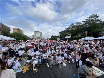 剴剴案收集逾8萬份陳情書 將送政府籲提升兒少保護