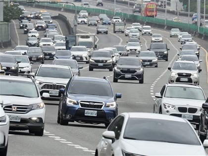 汽燃費擬改名公路養護費 交通部：電動車2030年開徵