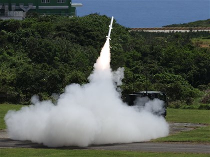 九鵬基地陸射劍二飛彈射擊 3發全中展現防空戰力