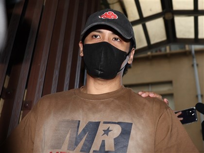 陳零九陳大天涉躲兵役交保 檢警帶回威廉等藝人續追共犯