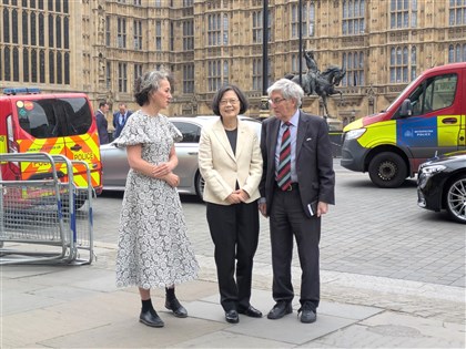 蔡英文英國國會演說 憶求學時光、籲台英民主團結