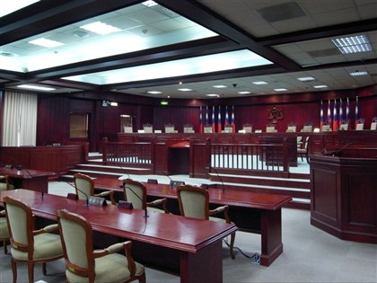憲法訴訟法釋憲案  大法官過半數同意受理
