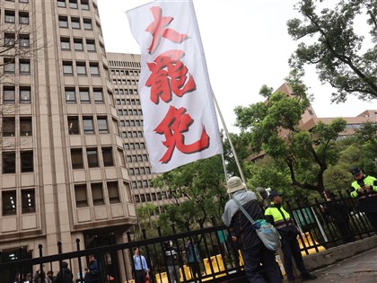 總統：當人民可接受罷免 直接民權會逐漸推展