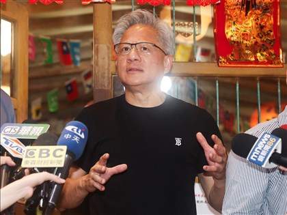 黃仁勳：AI擴張需更大推力 持續為中國打造最佳產品
