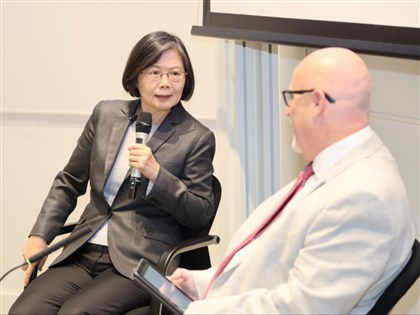 蔡英文倫敦政經學院演說：台灣多次化危機為轉機 對貿易變局有信心