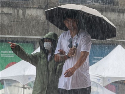 早安世界》今留意午後雷陣雨5縣市防36度高溫 鋒面24日報到