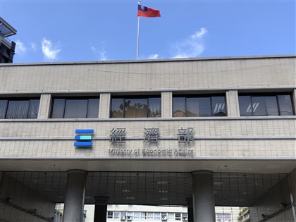 經濟部、國發會2部會預算 立院委員會全數解凍