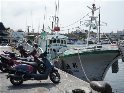 台漁船被菲國帶走獲釋 船長稱遭持槍挾持盼加強護漁[影]