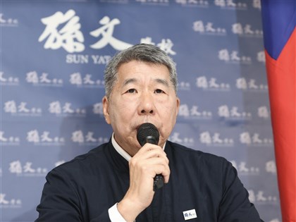 張亞中宣布選國民黨主席 當選後請王金平與中共對話
