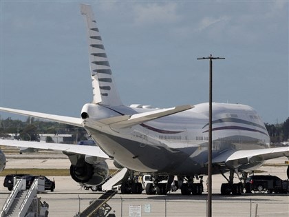 美接受卡達贈禮波音747飛機 將改裝為「空軍一號」