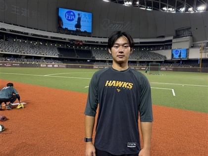 左投曾奕翔轉換定位後援 中職生涯首升一軍