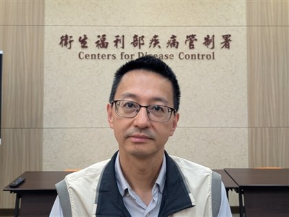 羅一鈞：COVID-19急又猛 高峰單週就診人次上看10萬